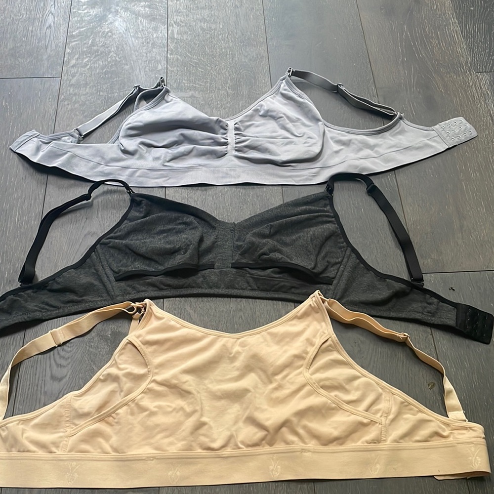 Lot of nursing and hands free pumping bras